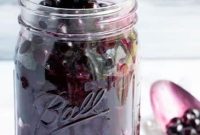 Homemade Blueberry Pie Filling with Fresh Berries