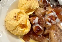 Quick 2-Ingredient Apple Coffee Cake Recipe