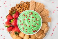 Creamy Grinch Dip Recipe for Holiday Parties