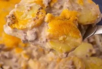 Cheesy Ground Beef and Potato Casserole