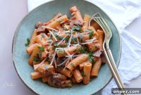 Skillet Creamy Tomato Chicken and Mushroom Pasta