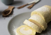 Hojicha Roll Cake Recipe: Roasted Green Tea Swiss Roll