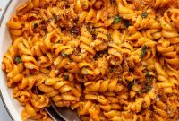 20-Minute Creamy Vegan Tomato Pasta