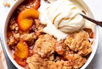 Classic Southern Peach Cobbler Recipe with Fresh Peaches
