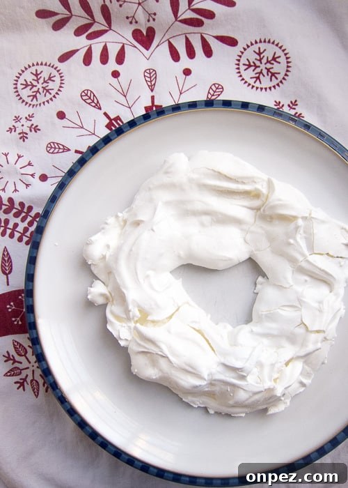 Pavlova wreath assembled