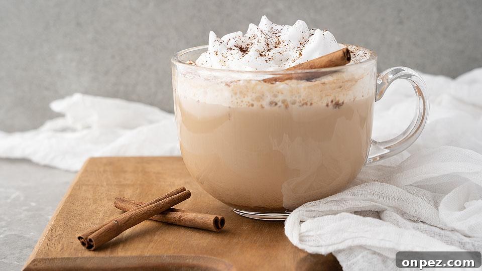 Cozy Non-Alcoholic Winter Drinks and Hot Mocktails 12 Cinnamon dolce latte