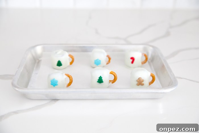Christmas Oreo Truffles: Festive No-Bake Cookie Balls 4 Christmas oreo truffle decorating ideas