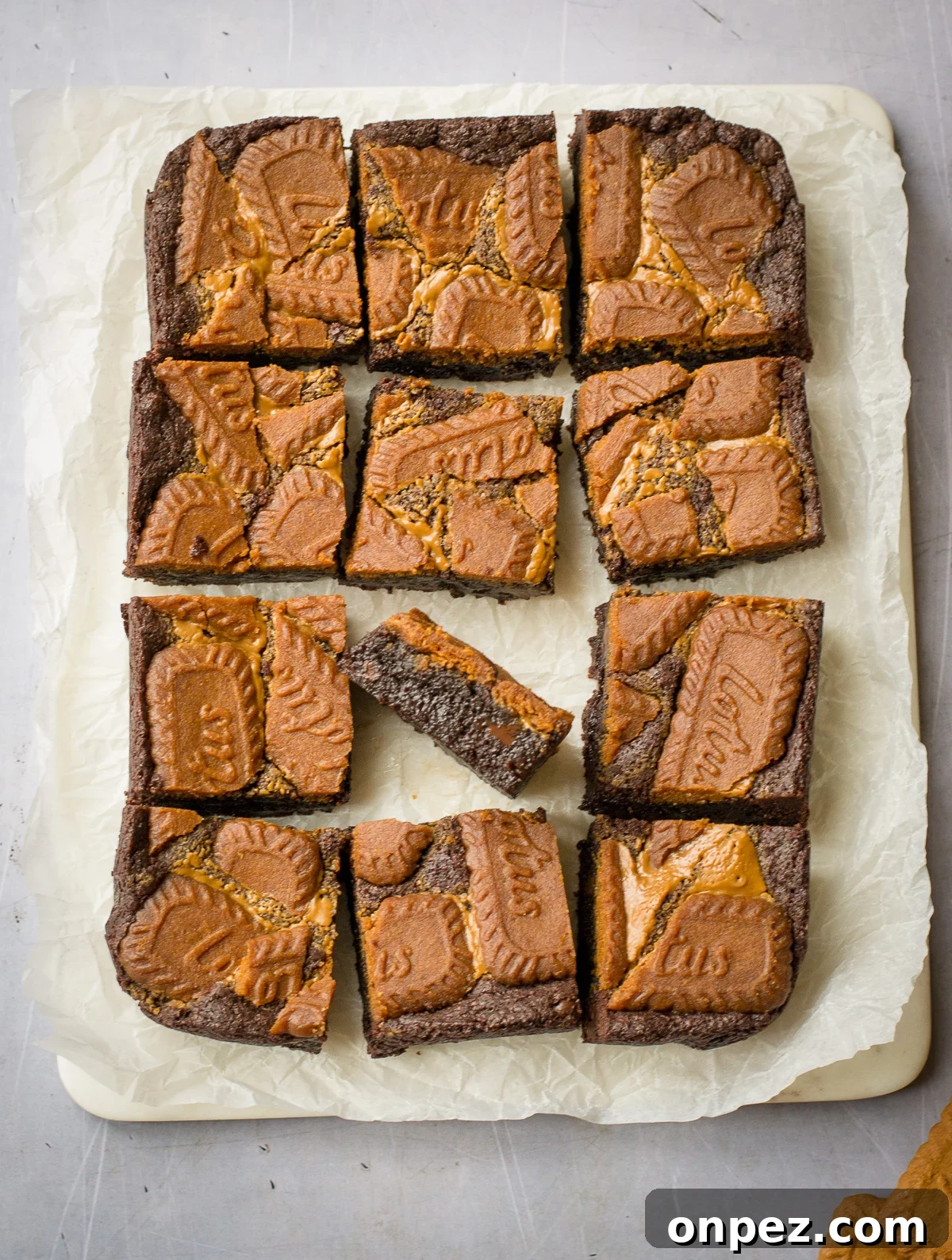 vegan brownies with biscoff