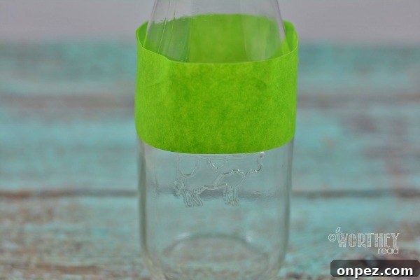 Have fun with Spring and bright colors with this easy DIY Chalk idea: Chalk Paint Dipped Milk Jars Step 