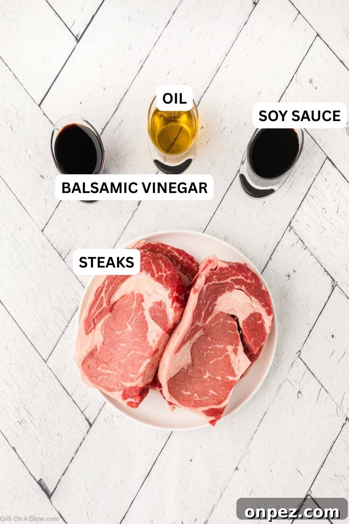 3-Ingredient Steak Marinade for Juicy, Tender Steaks 3 Ingredients needed: steak, oil, soy sauce, and balsamic vinegar.